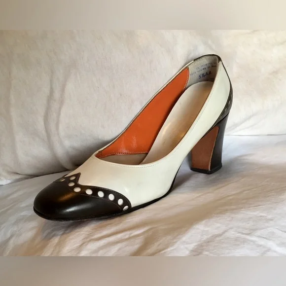 SOLD - Picture 4 of 15